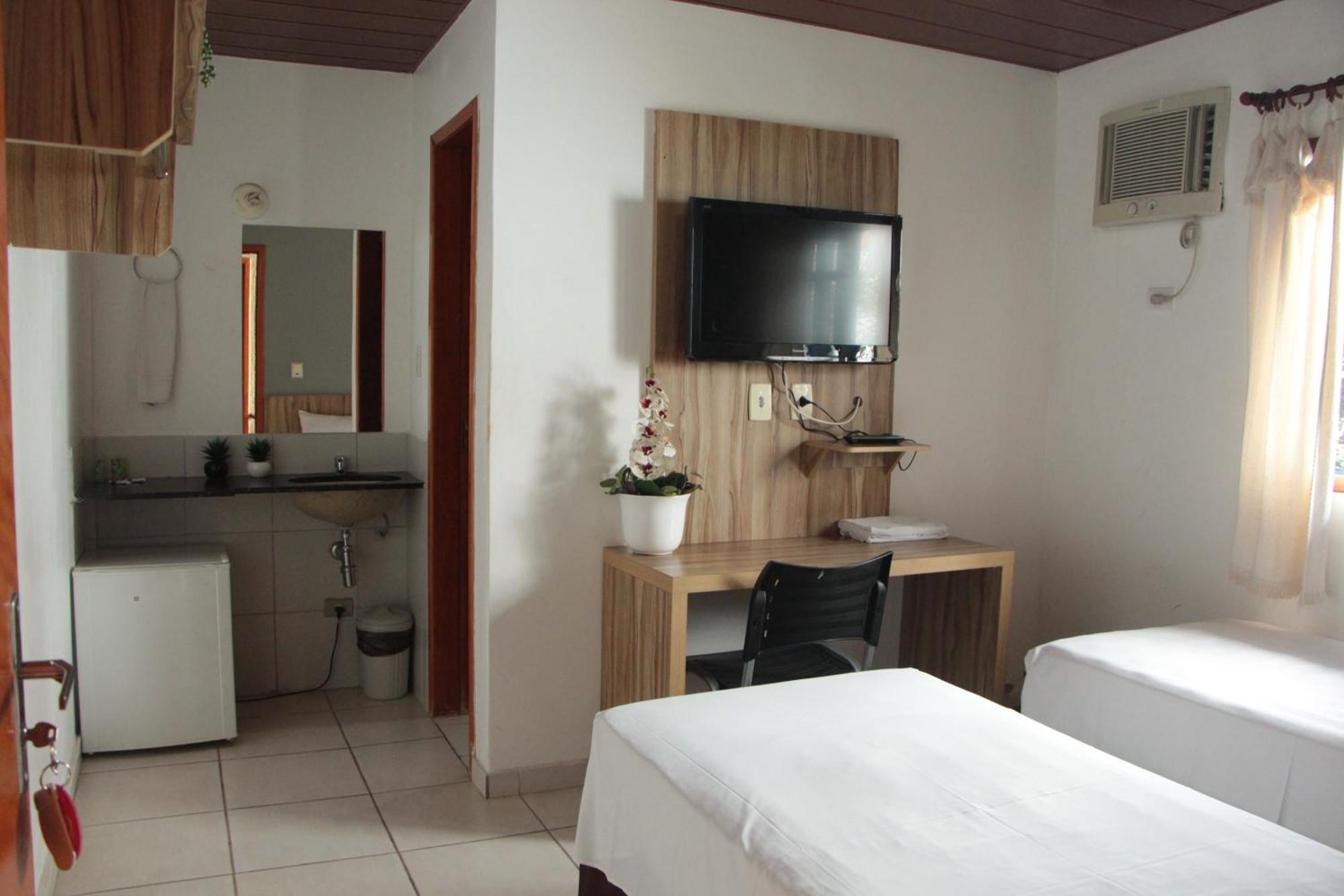 Cr Hotel Bueno - Antigo Hotel Serras De Goyaz Goiania Exterior photo